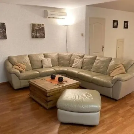 105m2, Piscine, 5 Min Des Golfs, Proche Centre Villa Saint-Raphael (Var)