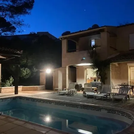 105m2, Piscine, 5 Min Des Golfs, Proche Centre Saint-Raphael (Var)