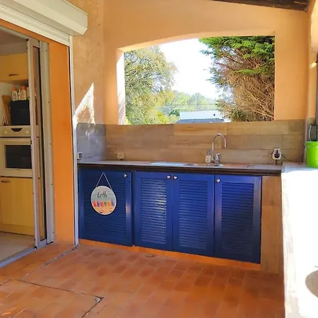 105m2, Piscine, 5 Min Des Golfs, Proche Centre *